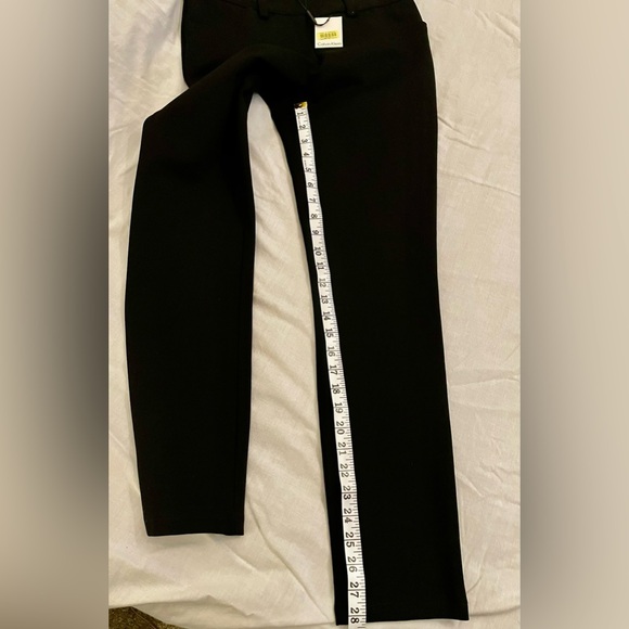 NWT Calvin Klein Modern Essentials Black Pants -Size 6 - Picture 6 of 10